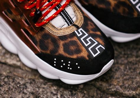 versace chain link sneakers